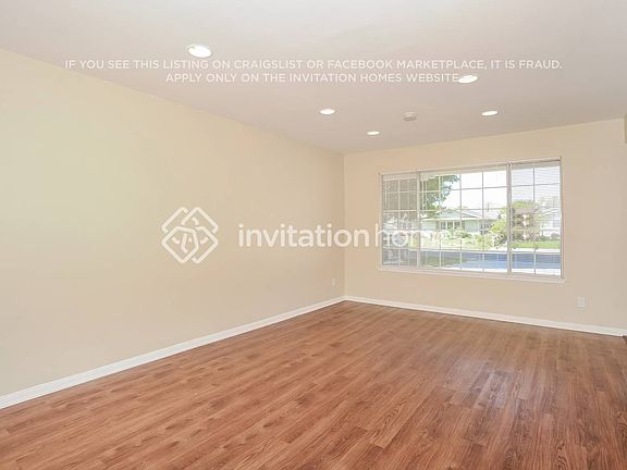 4th image of 7942 Vicky Ave