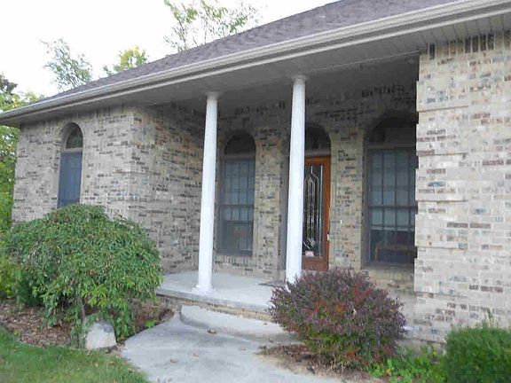 4th image of 4835 Canterbury Ct