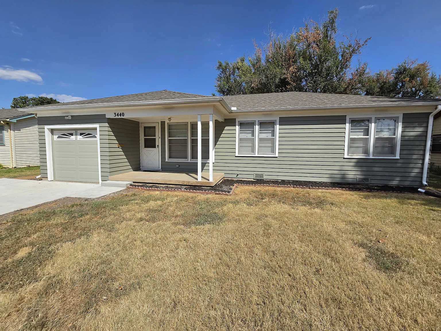 4 bed, 1389 sqft, $1,650 — Photo 1