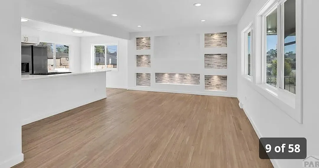 5 bed, 2400 sqft, $2,900 — Photo 1