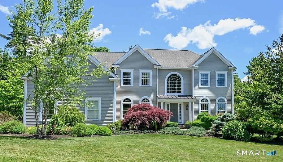 1st image of 3 Hamlin Court