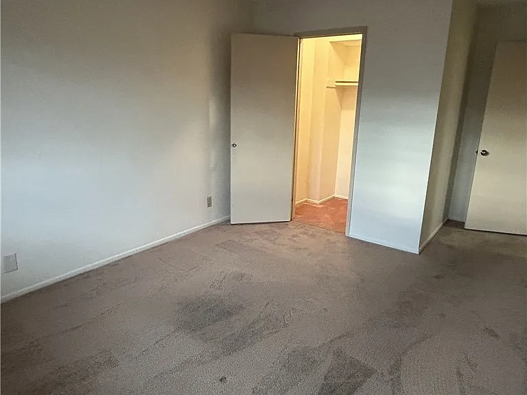 926 W Alfred Pl — Photo 13