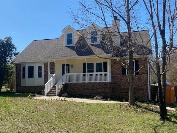 205 Lone Oak Dr, White House, TN 37188