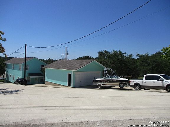 5th image of 803 Lookout Dr