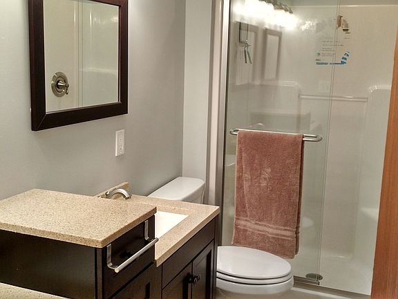 Master bath w/ double sinks
