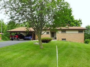 7220 Green Valley Dr, Grand Blanc, MI 48439