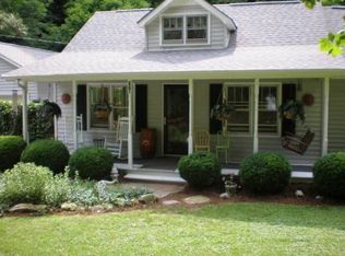 378 Central Buffalo Rd, West Jefferson, NC 28694