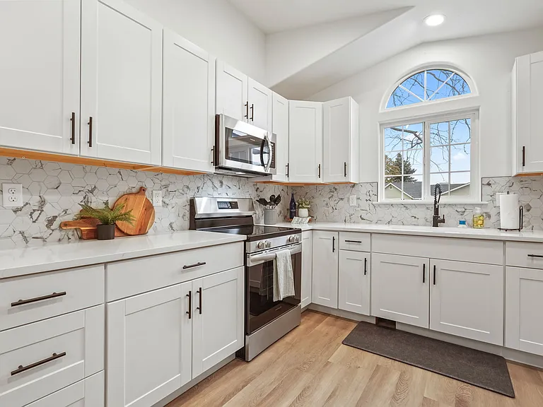2955 W Stephanie Ct — Photo 10