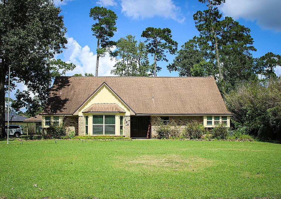 1st image of 306 W Pineshadows Dr