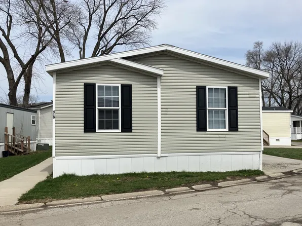 410 Sterling St E #410SE, Justice, IL 60458