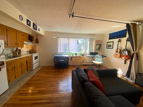 550 Whitney Ave Photo 1