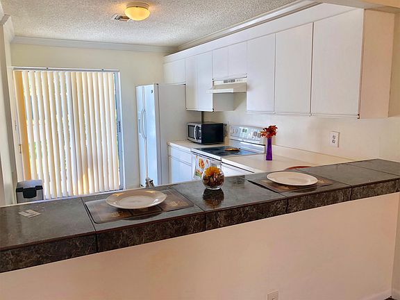 5th image of 781 Crystal Lake Dr #367