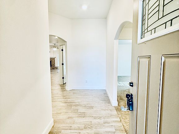 4th image of 424 NW 59th Ave