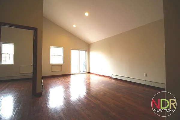 Rented by Next Door Realty NYC | media 35