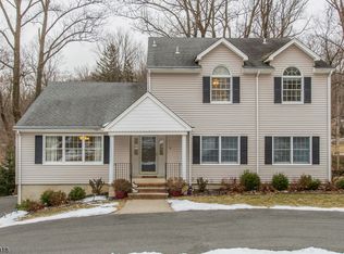 9 Alexandria Rd, Morristown, NJ 07960