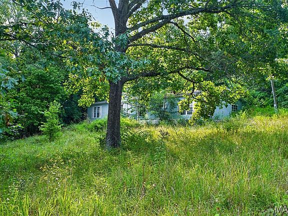 3rd image of 2960 Windy Hill Rd
