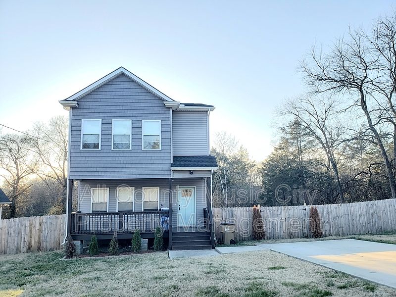 1st image of 4064 Cedar Cir