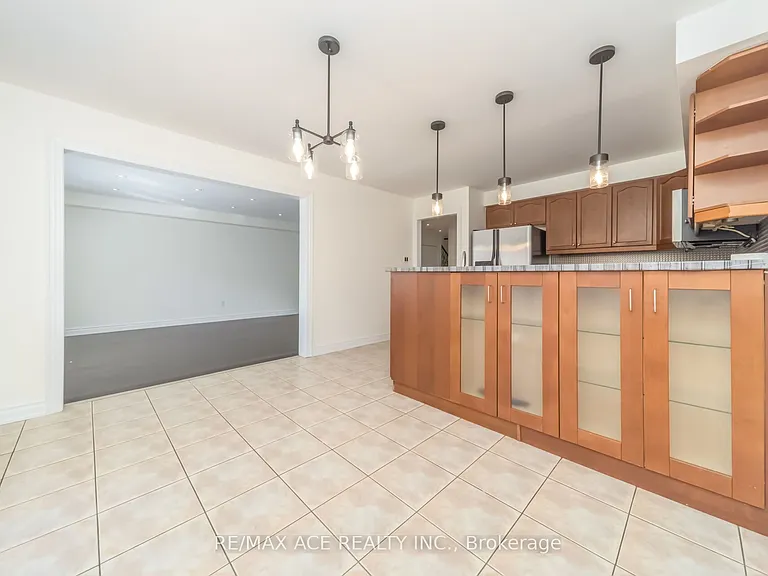 86 Treasure Dr #MAIN — Photo 13