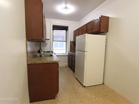 2nd image of 8831 Fort Hamilton Pkwy APT 1H