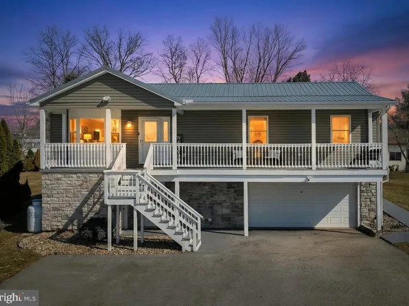 14 Wadsworth Dr, East Berlin, PA 17316
