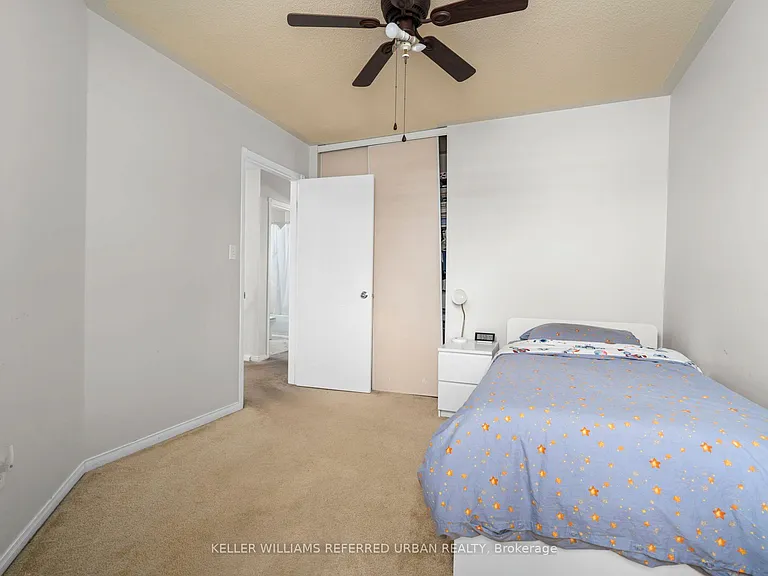 57 Breakwater Dr — Photo 31