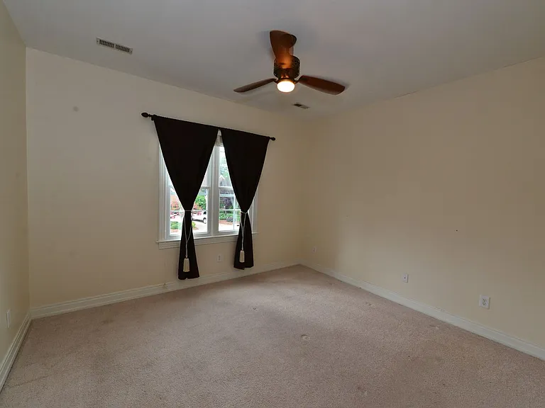 720 River Strand — Photo 26