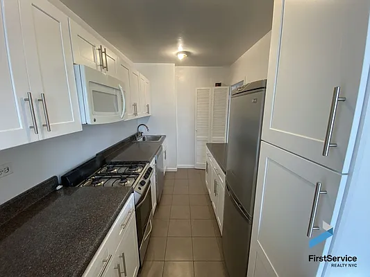 Rented by FirstService Realty (legacy) | media 5