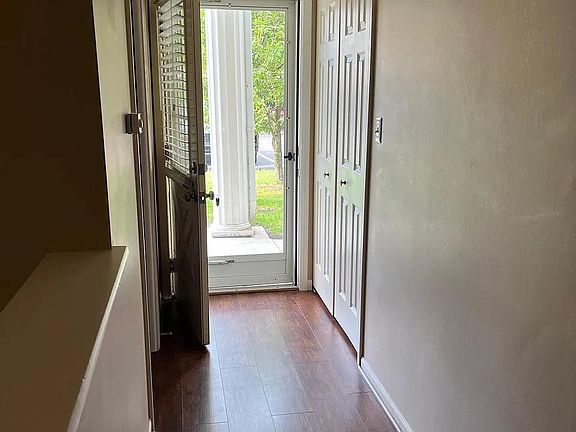 4th image of 42491 Plymouth Hollow Dr