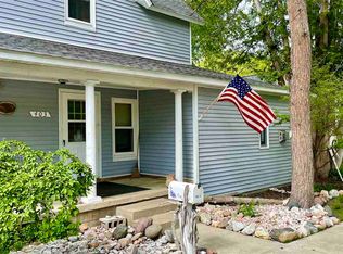 403 Mason St, Charlevoix, MI 49720