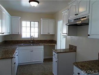 3rd image of 7915 Dalen St