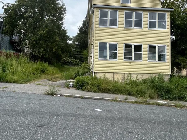 30 Penn Ave, Worcester, MA 01604
