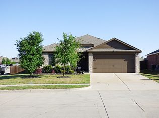 1401 Meadow Crest Dr, Princeton, TX 75407