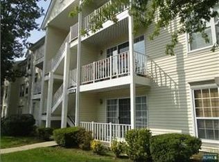 337 Linden St, Mahwah, NJ 07430