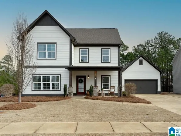 305 Lakeridge Dr, Trussville, AL 35173