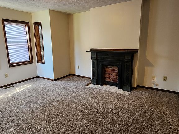 4th image of 114 King Ave #114