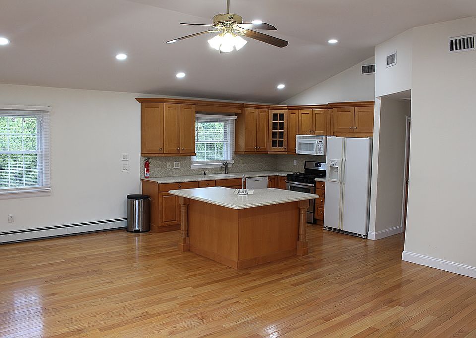 7A Lighthouse Rd, Babylon, NY 11702 Zillow