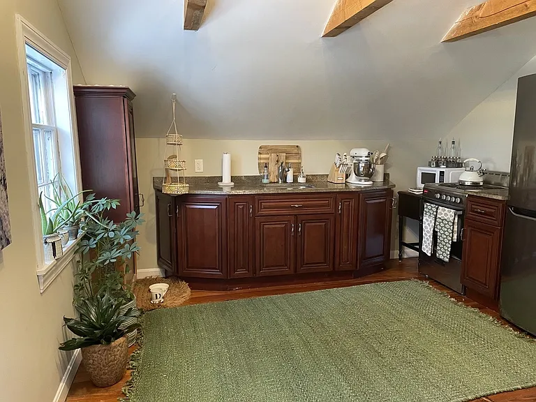 120 Main St #3 — Photo 6