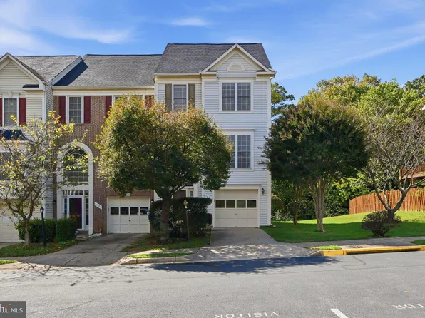14216 Madrigal Dr, Woodbridge, VA 22193