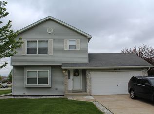 25733 S Middlepoint Ave, Monee, IL 60449