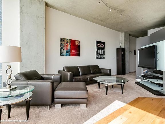 2nd image of 1700 Bassett St Unit 2019