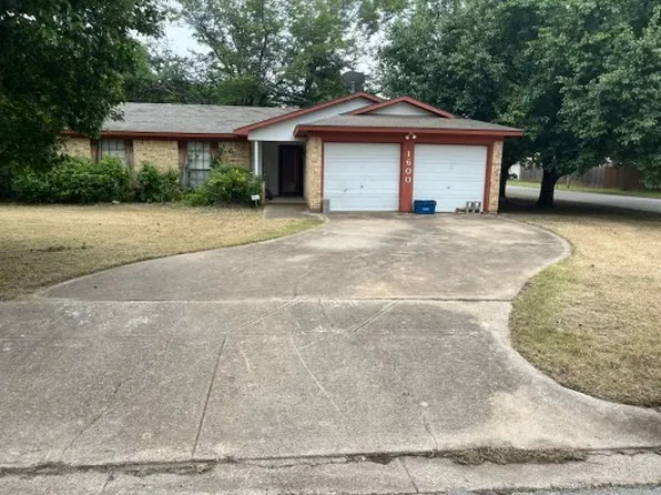 1600 Briar Run, Benbrook, TX 76126