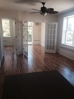 Rented by DYNY Inc | media 2