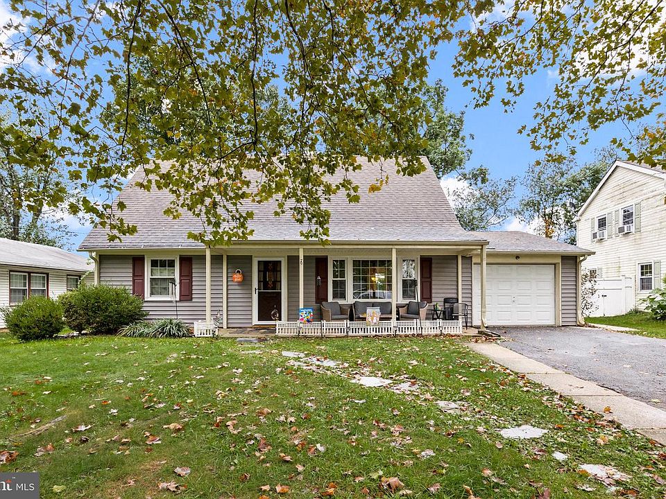 1st image of 70 Hazelwood Cir