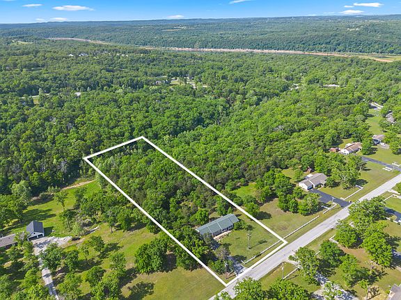 3rd image of 645 Lake Ranch Road