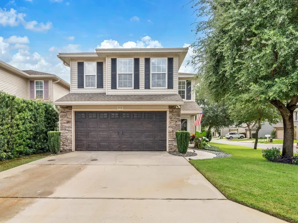 2800 Red Plum Ct, Shalimar, FL 32579