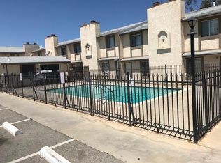 38707 12th St E APT 14, Palmdale, CA 93550
