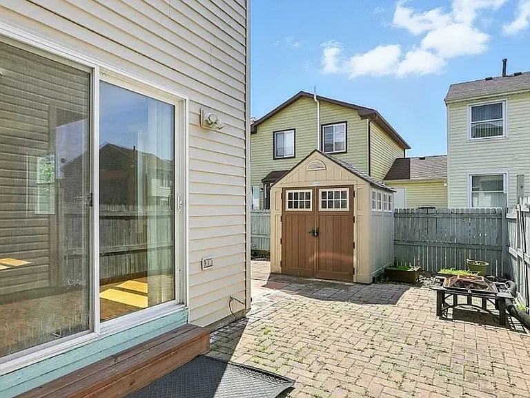 1352 Georgetown Dr — Photo 13