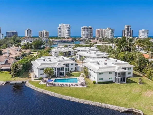 4180 Crayton RD #E4, NAPLES, FL 34103