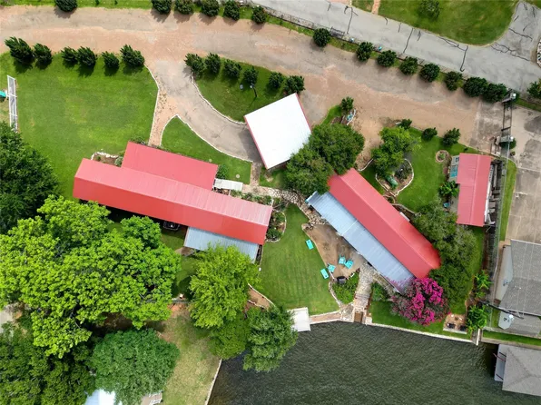 3211 Boynton Ave, Granbury, TX 76049