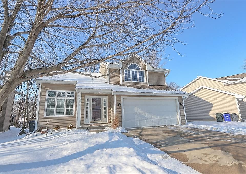 1st image of 4011 Harwood Dr NE
